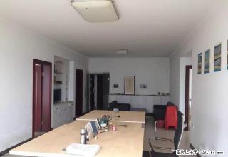 市政府广场旁、办公用 大三房、全天阳光、 - 宜春28生活网 yichun.28life.com