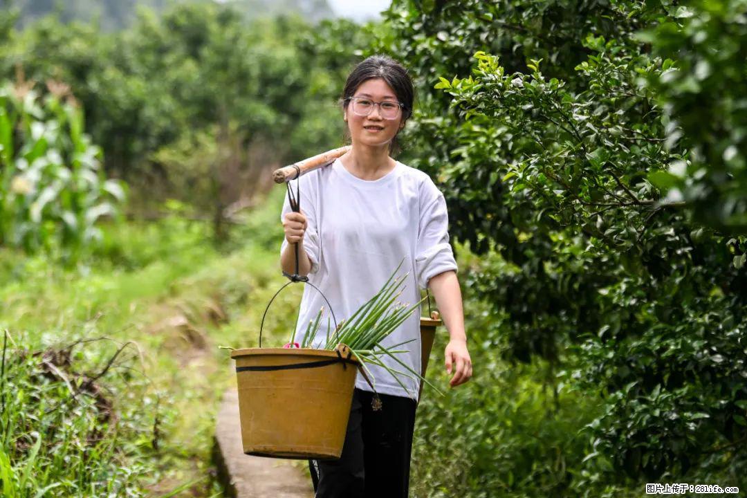 全网追的“扁担女孩”，找了一份暑假工，时薪12元 - 宜春生活资讯 - 宜春28生活网 yichun.28life.com